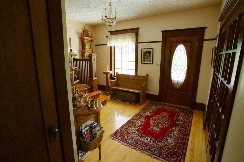 Sproule Heritage Bed & Breakfast Стратмор Екстериор снимка